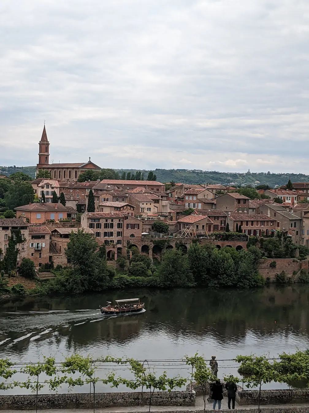 Photo d'Albi depuis le musée Toulouse-Lautrec, 81000, France